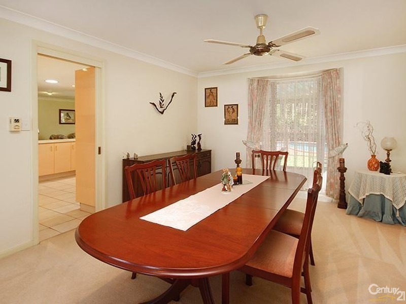 77 Poinsettia Avenue, Mooloolaba QLD 4557