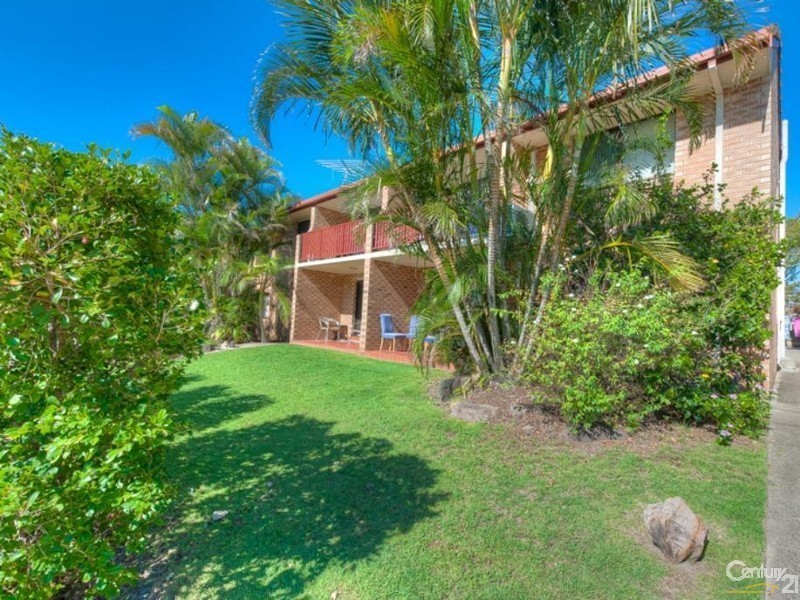 2/33 Walan Street, Mooloolaba QLD 4557