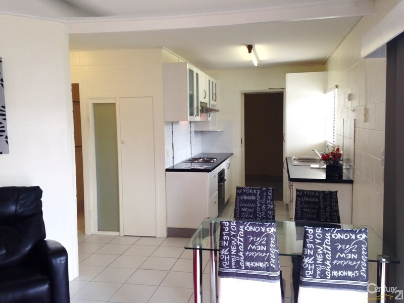 2/66 Broadsea Avenue, Maroochydore QLD 4558