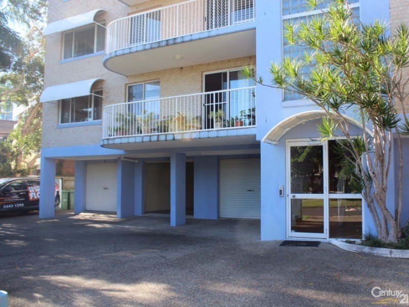 1/8 Smith Street, Mooloolaba QLD 4557