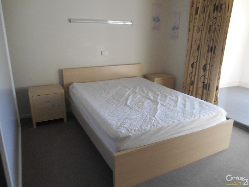 2/70 Nicklin Way, Buddina QLD 4575