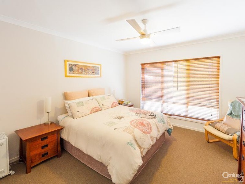 16 Forest Pines Boulevard, Forest Glen QLD 4556