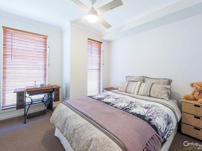 16 Forest Pines Boulevard, Forest Glen QLD 4556