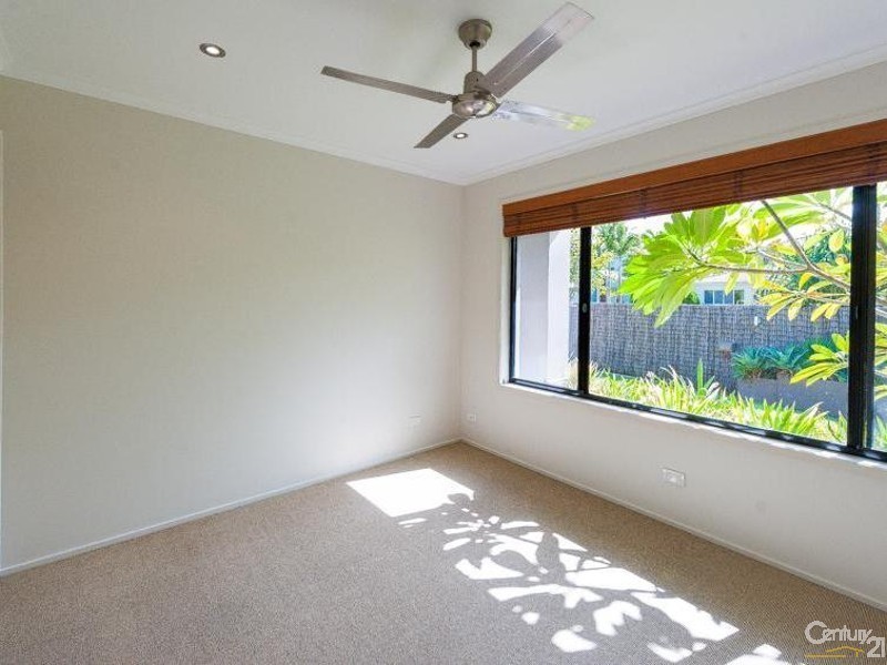 6 Plymouth Quay, Maroochydore QLD 4558