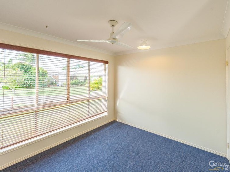 19 Quillback Court, Mountain Creek QLD 4557