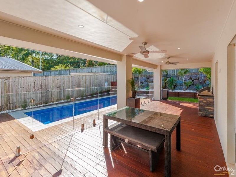 8 Spoonbill Drive, Forest Glen QLD 4556