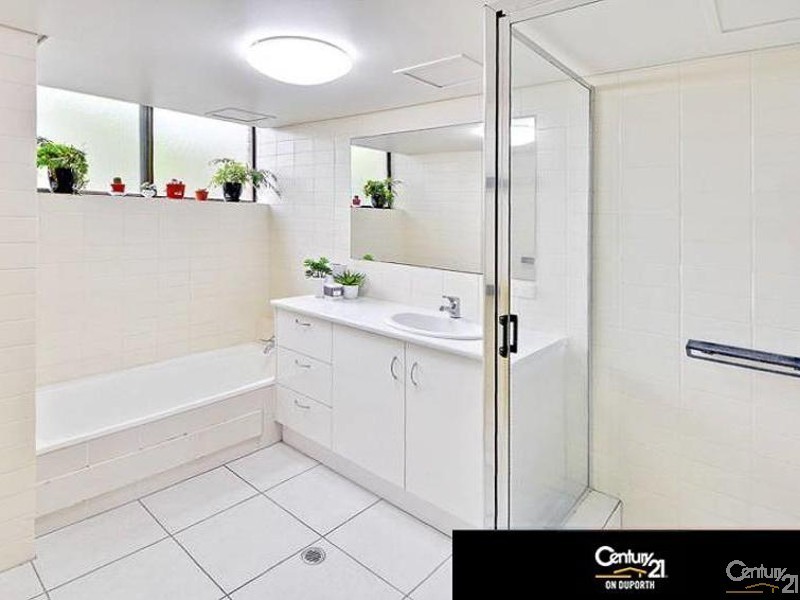 2/170-174 Mooloolaba Road, Buderim QLD 4556