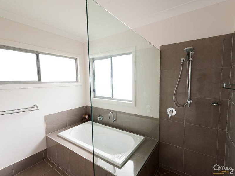 16 Ginger Bell Avenue, Bli Bli QLD 4560