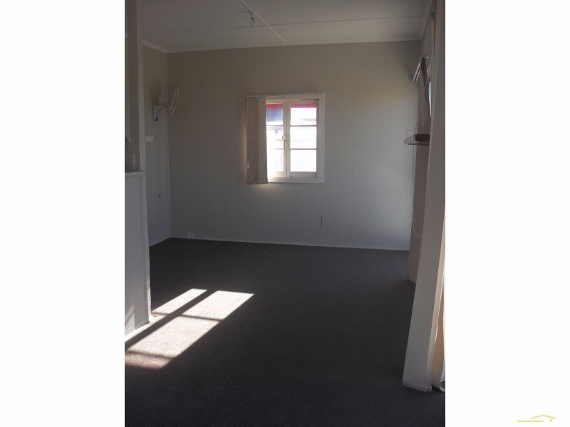 2/90 Aerodrome Road, Maroochydore QLD 4558