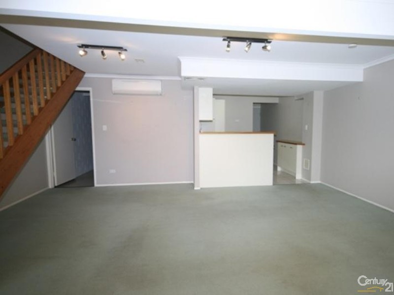 2/369 Bradman Avenue, Maroochydore QLD 4558