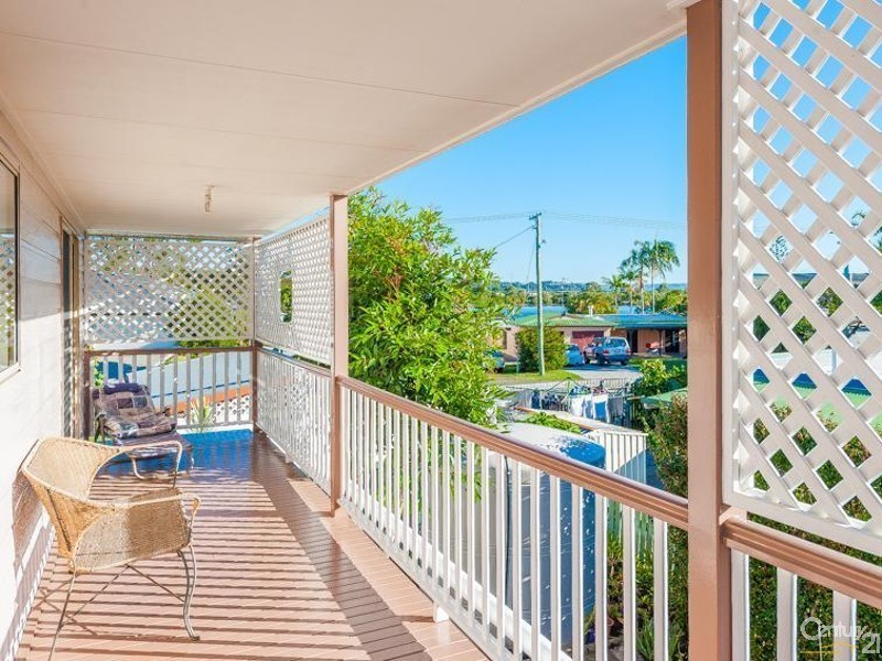 12 Godfreys Avenue, Bli Bli QLD 4560