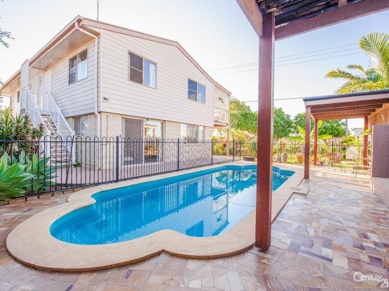 12 Godfreys Avenue, Bli Bli QLD 4560