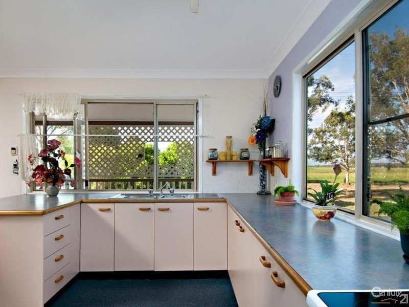 12 Godfreys Avenue, Bli Bli QLD 4560