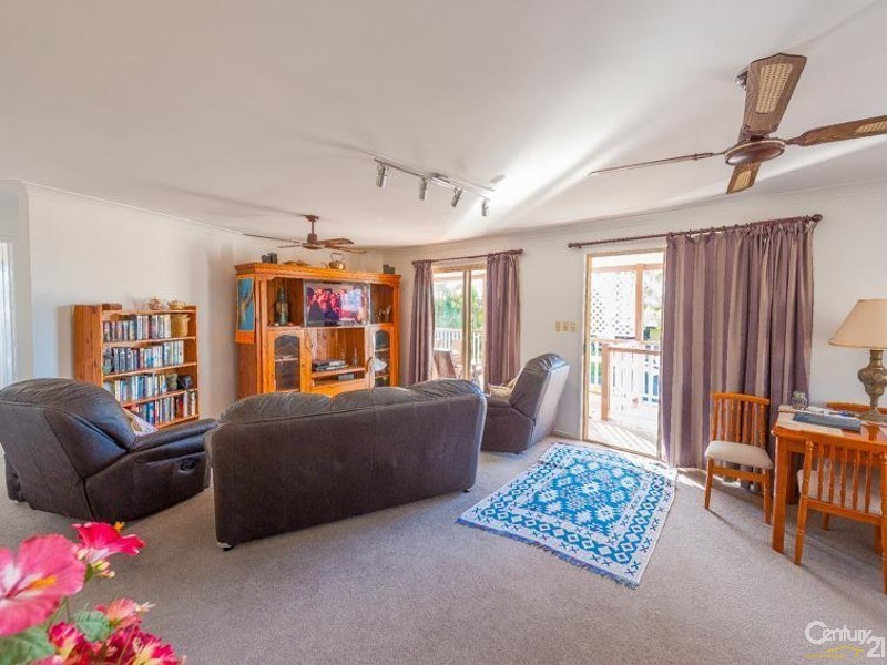 12 Godfreys Avenue, Bli Bli QLD 4560
