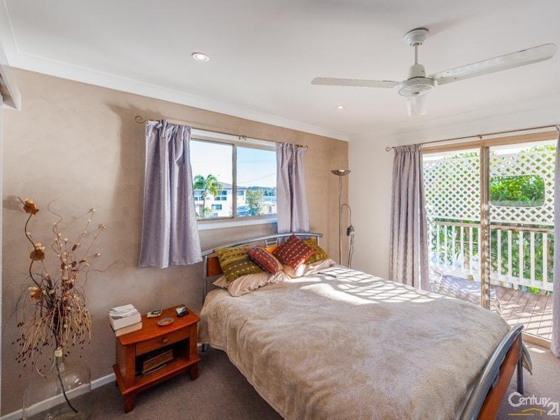 12 Godfreys Avenue, Bli Bli QLD 4560