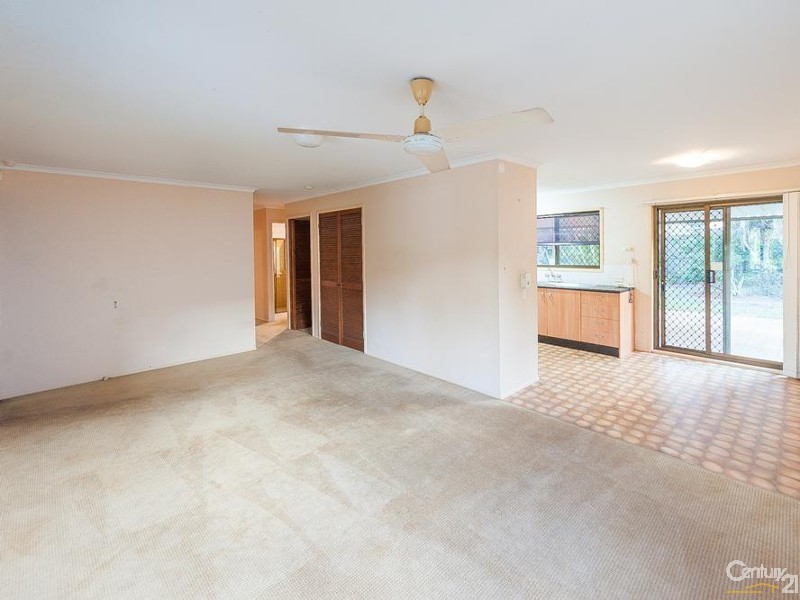 92 Palm Drive, Mooloolaba QLD 4557
