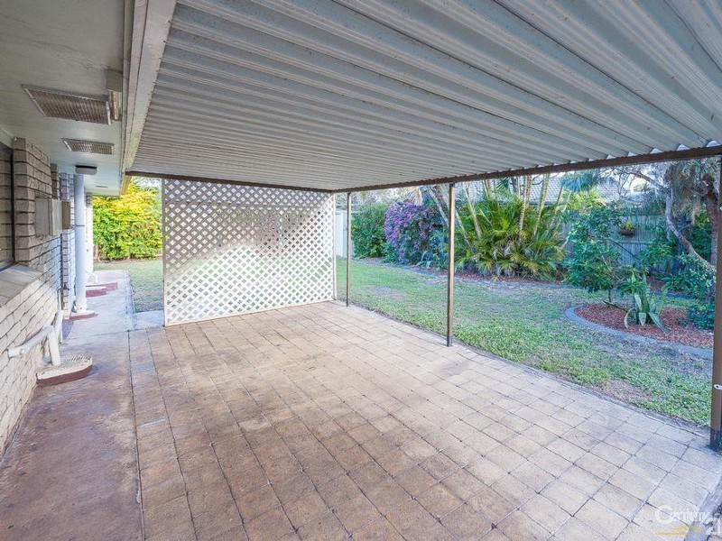 92 Palm Drive, Mooloolaba QLD 4557