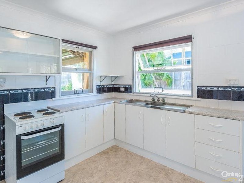 1/224 Broadwater Avenue West, Maroochydore QLD 4558
