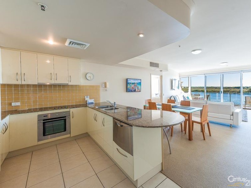 205/6 Wharf Street, Maroochydore QLD 4558