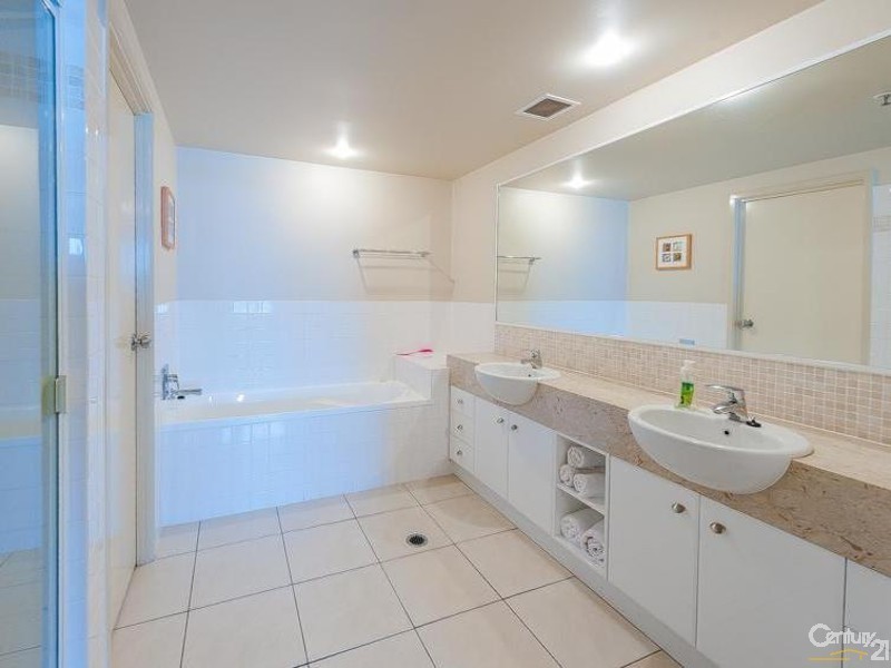 205/6 Wharf Street, Maroochydore QLD 4558