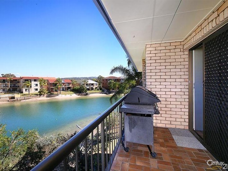 4/5 Kyamba Court, Mooloolaba QLD 4557