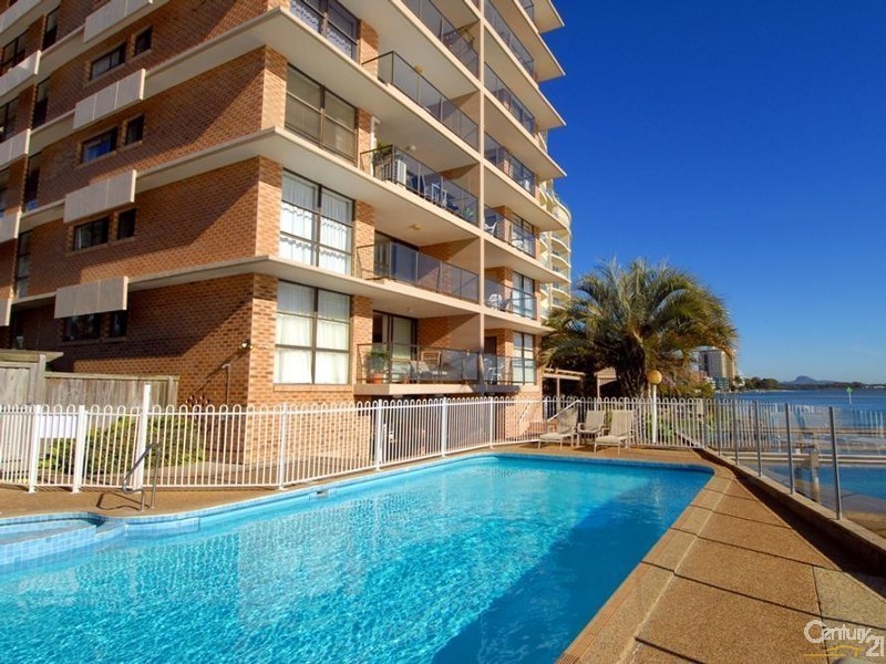 17/48 Duporth Avenue, Maroochydore QLD 4558