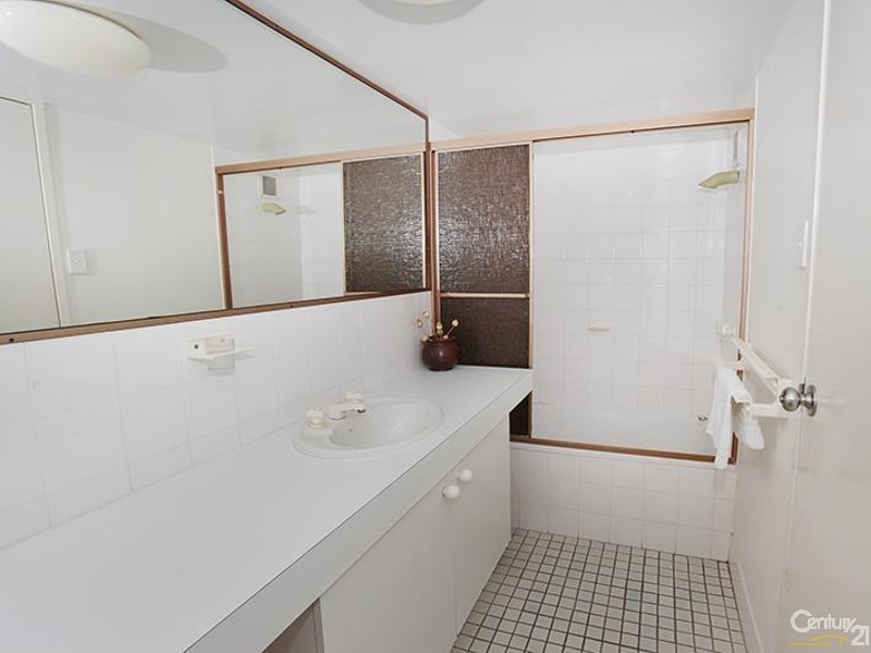 17/48 Duporth Avenue, Maroochydore QLD 4558