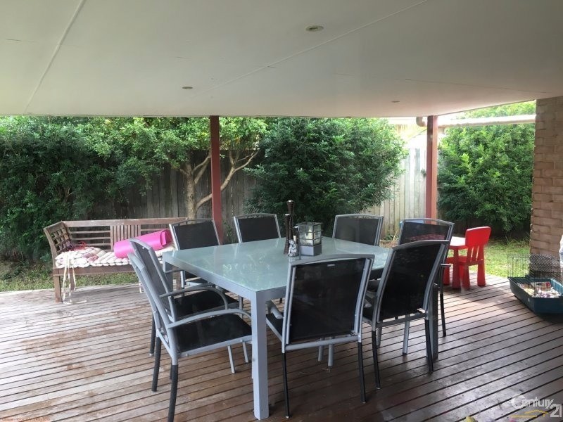 10 Corkwood Court, Mountain Creek QLD 4557
