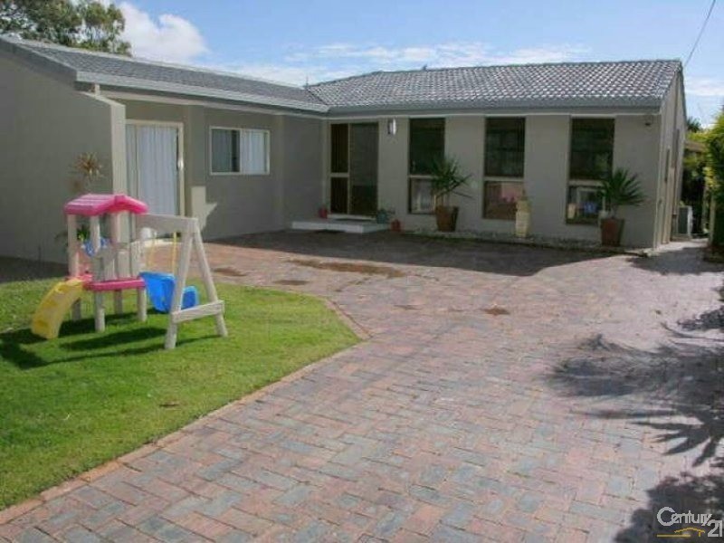 8 Kylee Crescent, Maroochydore QLD 4558