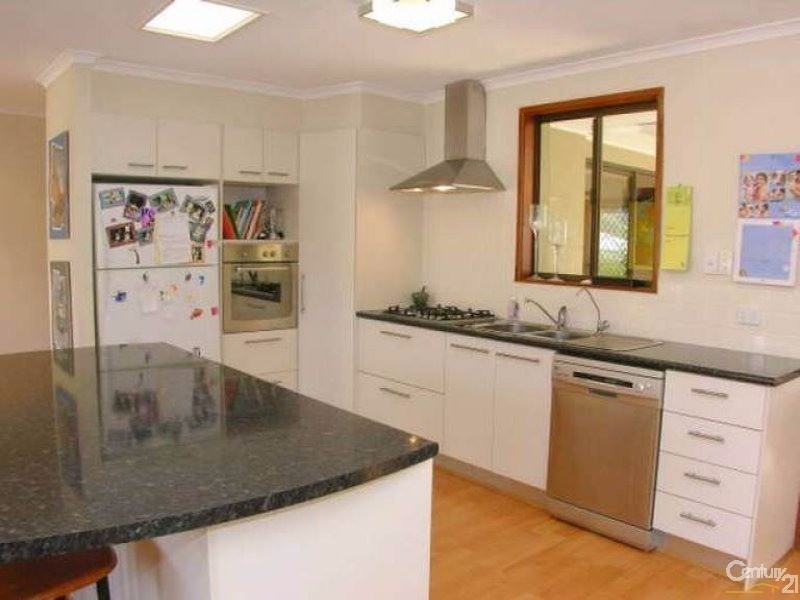 8 Kylee Crescent, Maroochydore QLD 4558