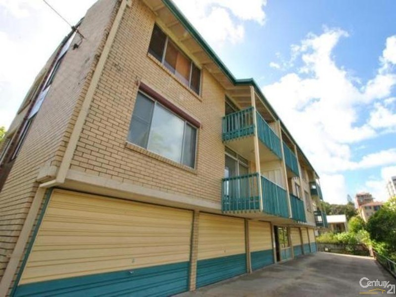 1 19 Saltair Street, Kings Beach QLD 4551