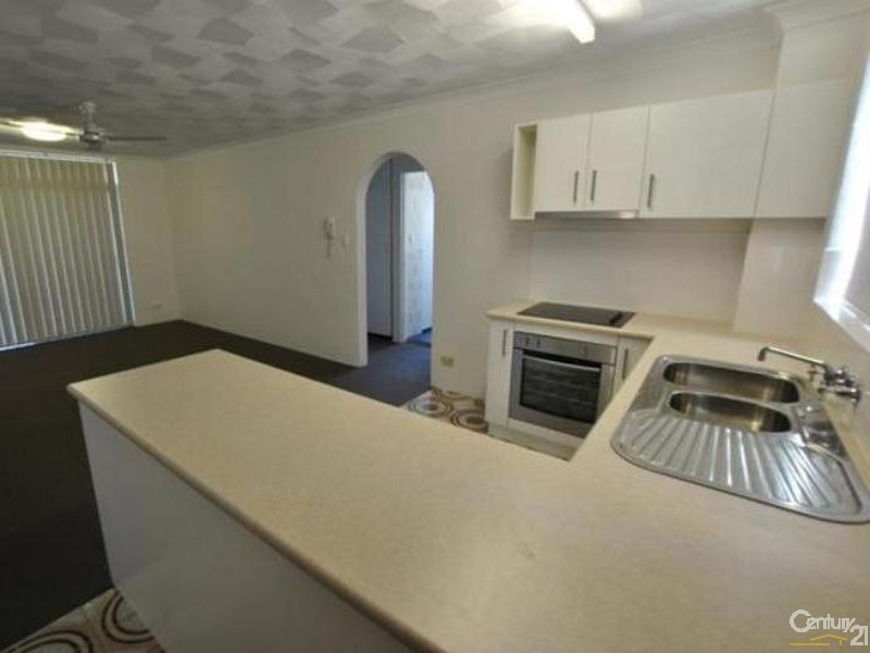 1 19 Saltair Street, Kings Beach QLD 4551