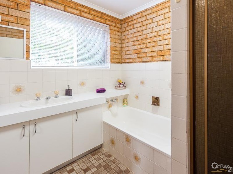 1/17 Tombarra Street, Mooloolaba QLD 4557