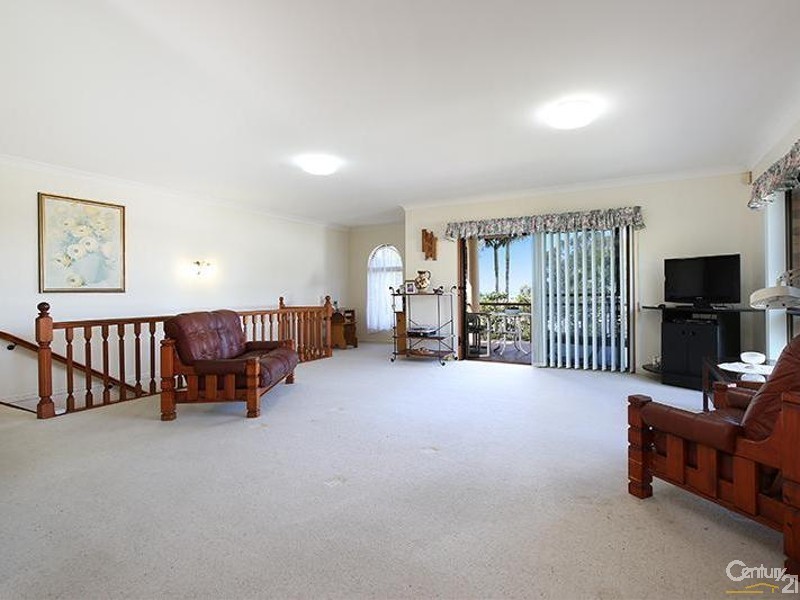 4 Sandpiper Place, Aroona QLD 4551