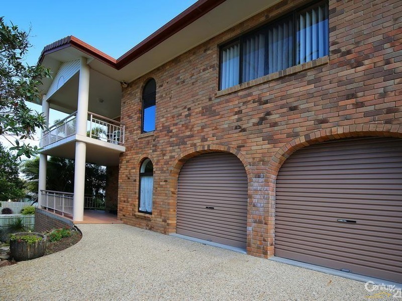 4 Sandpiper Place, Aroona QLD 4551