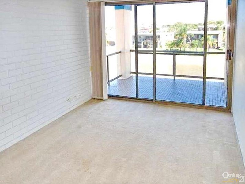 10/11-13 Pangarinda Place, Mooloolaba QLD 4557