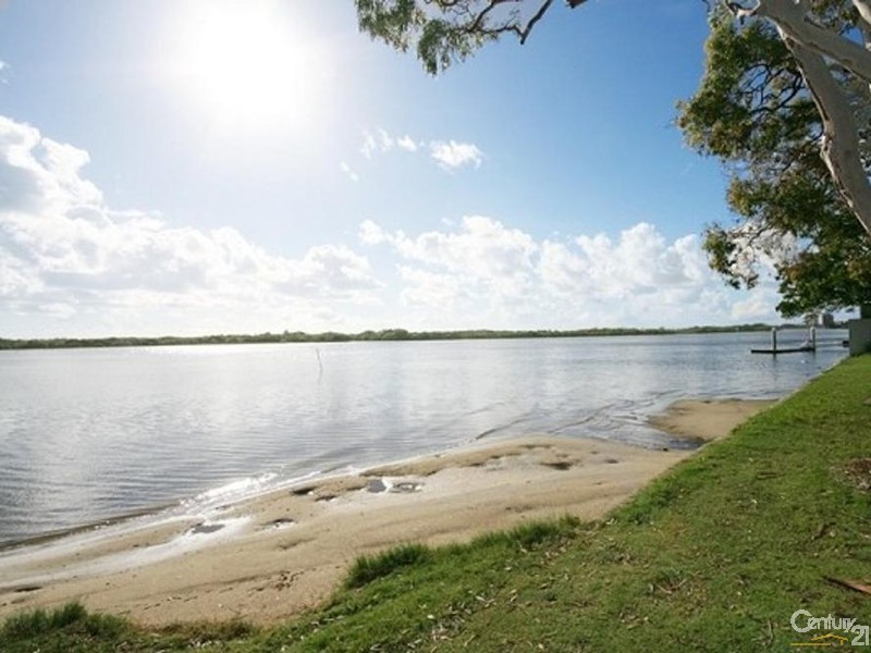 1/9 Norman Avenue, Maroochydore QLD 4558