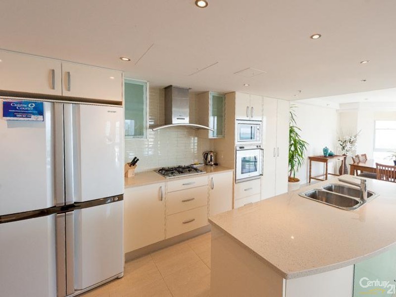 35/64 Sixth Avenue, Maroochydore QLD 4558