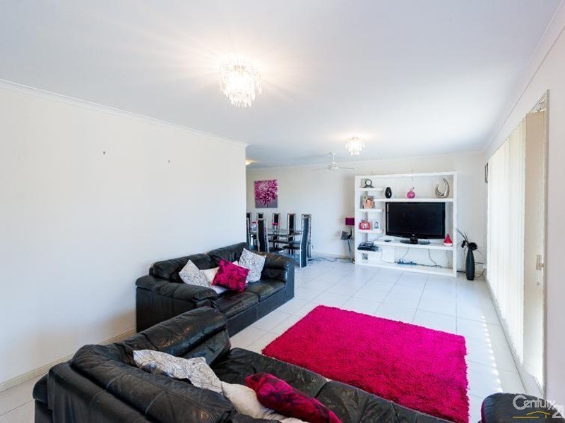 93 Elkhorn Street, Kuluin QLD 4558