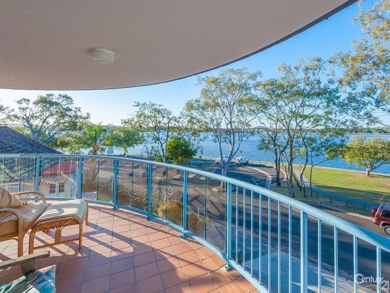 9/12 Picnic Point Esplanade, Maroochydore QLD 4558