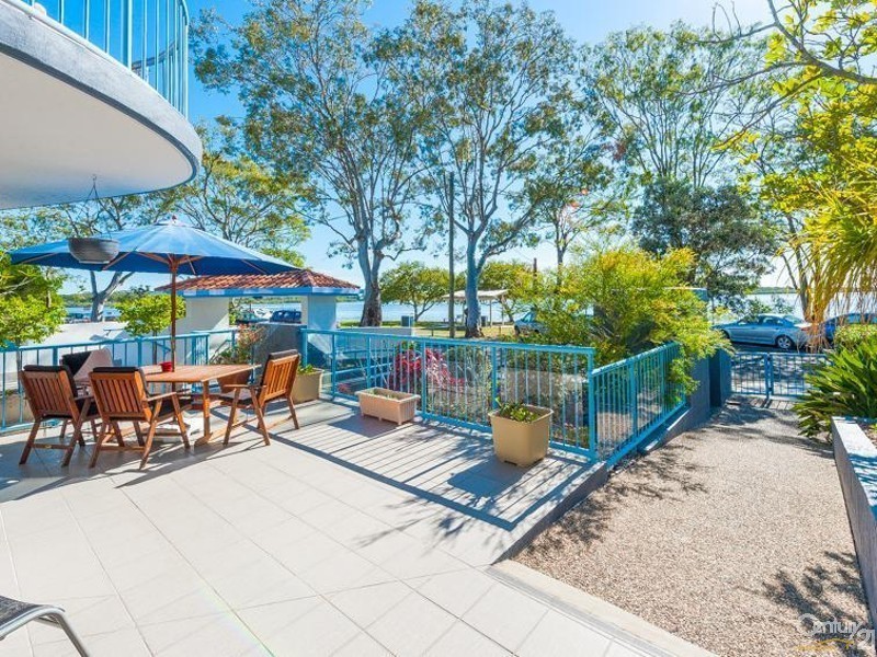1/12 Picnic Point Esplanade, Maroochydore QLD 4558