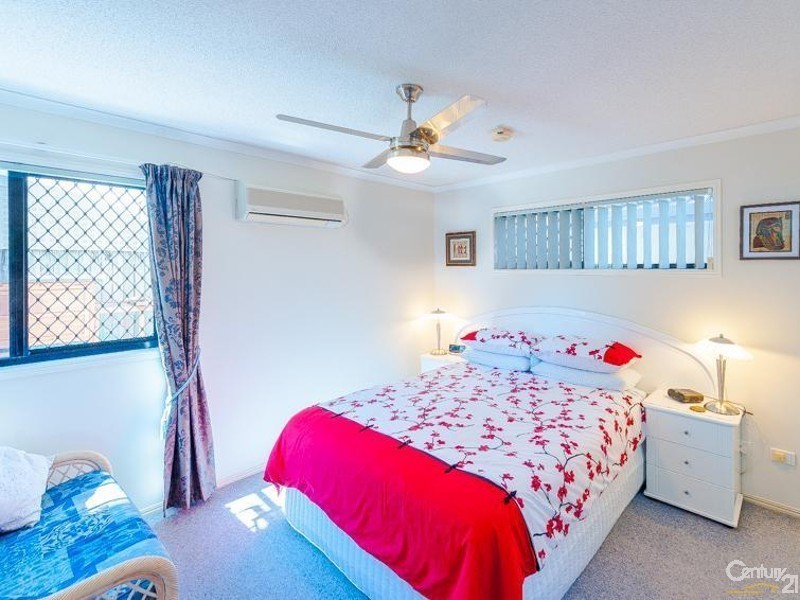 1/12 Picnic Point Esplanade, Maroochydore QLD 4558