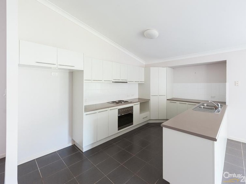 5 Piccabeen Street, Meridan Plains QLD 4551