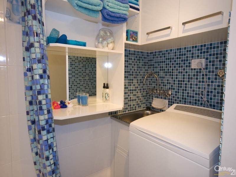 1/1 Mandin Street, Alexandra Headland QLD 4572