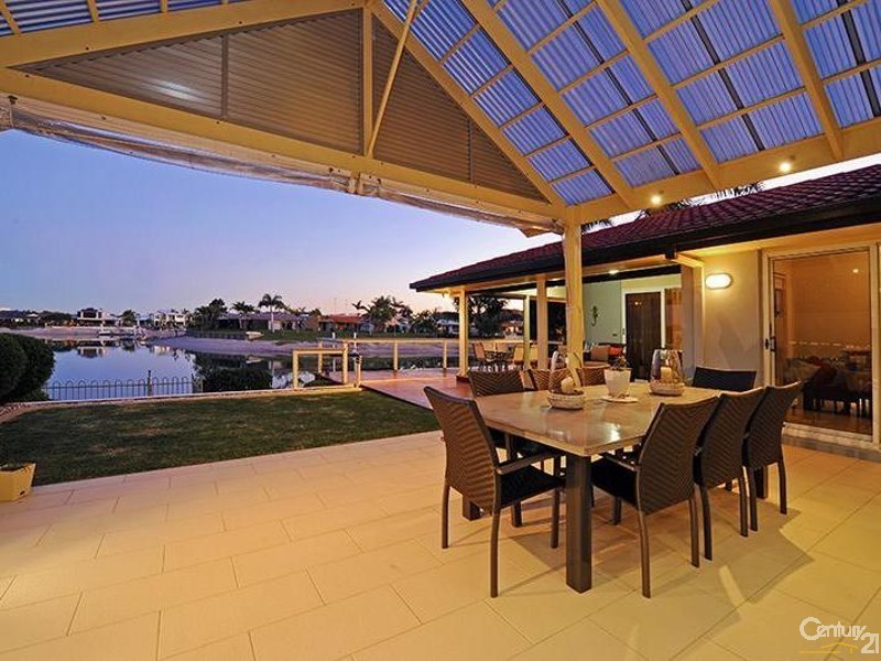 41 Moondarra Crescent, Mooloolaba QLD 4557