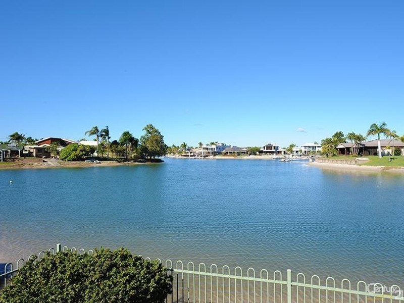 41 Moondarra Crescent, Mooloolaba QLD 4557