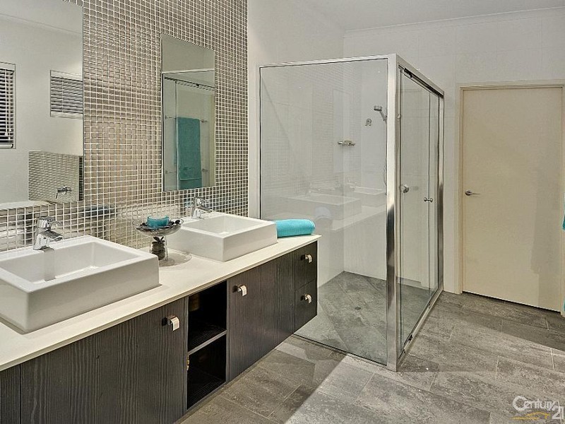 8/80 Duporth Avenue, Maroochydore QLD 4558
