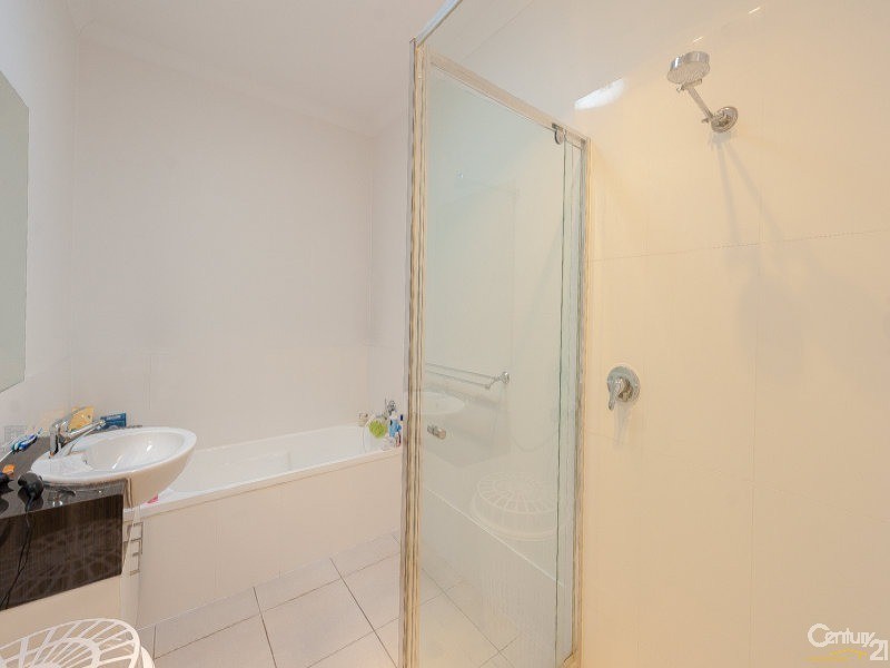 8/131 Duporth Avenue, Maroochydore QLD 4558