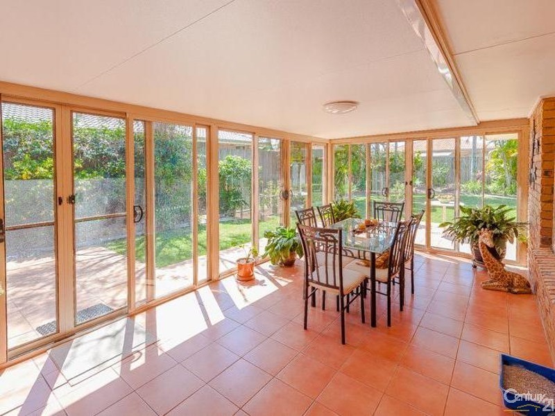 61 Parkway Drive, Mooloolaba QLD 4557