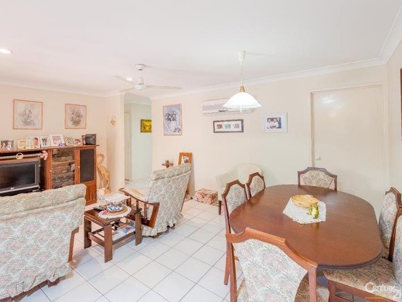 61 Parkway Drive, Mooloolaba QLD 4557